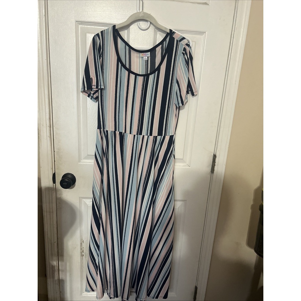 LuLaRoe Womens Size Medium Riley Dress Lot. Of 4. Medium/ Large Preowned EUC